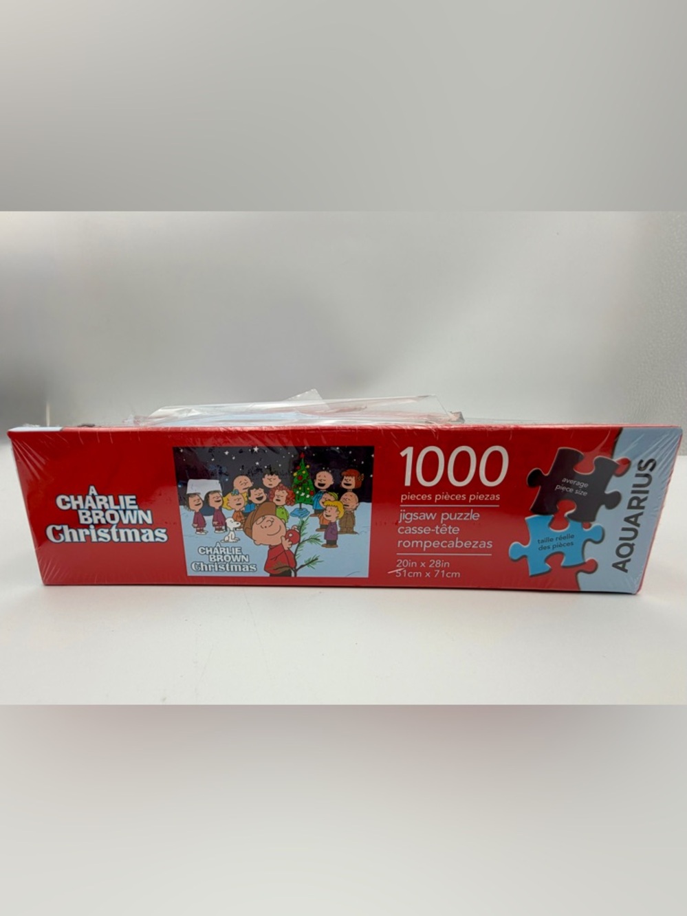 A Charlie Brown Christmas Puzzle - Peanuts Holiday Scene (Multi) - Picture 3 of 3